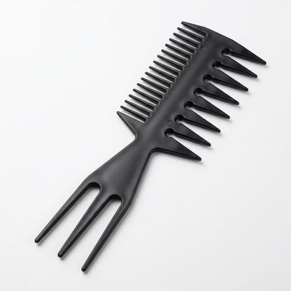 The Sculpt & Blend Comb